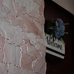 Le Tre Pietre Del Vesuvio Pompeji