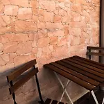 Le Tre Pietre Del Vesuvio