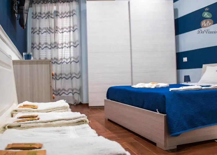 Le Tre Pietre Del Vesuvio