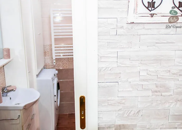 Le Tre Pietre Del Vesuvio *