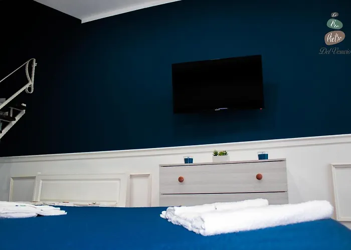 Le Tre Pietre Del Vesuvio *